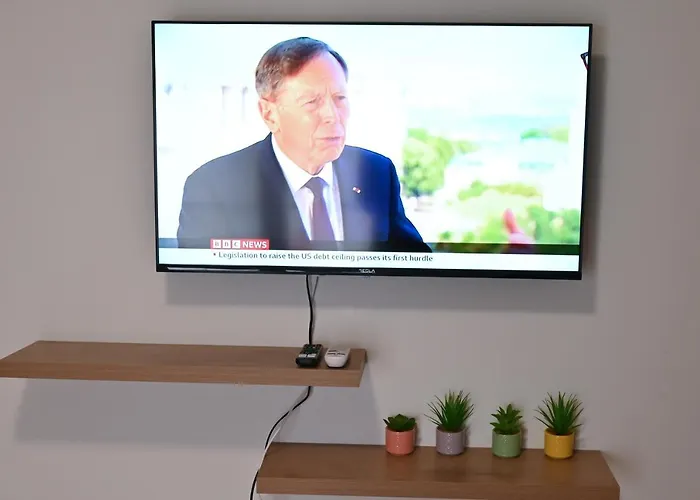 The Whole Packet B1 Center With Parking