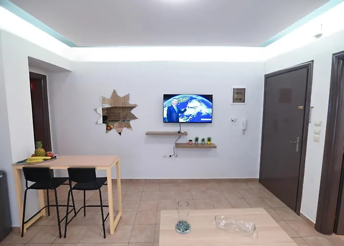 The Whole Packet B1 Center With Parking *